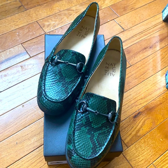 Naturalizer Macey Forest Green Flat Loafers - Picture 1 of 7